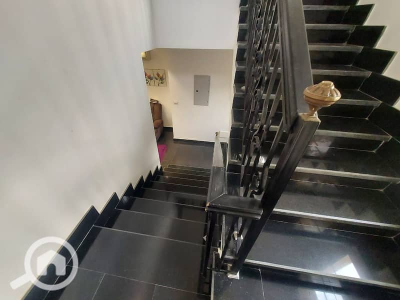 7 99e0e83a-5eee-4d5d-8a89-d754e34b215d. jpg