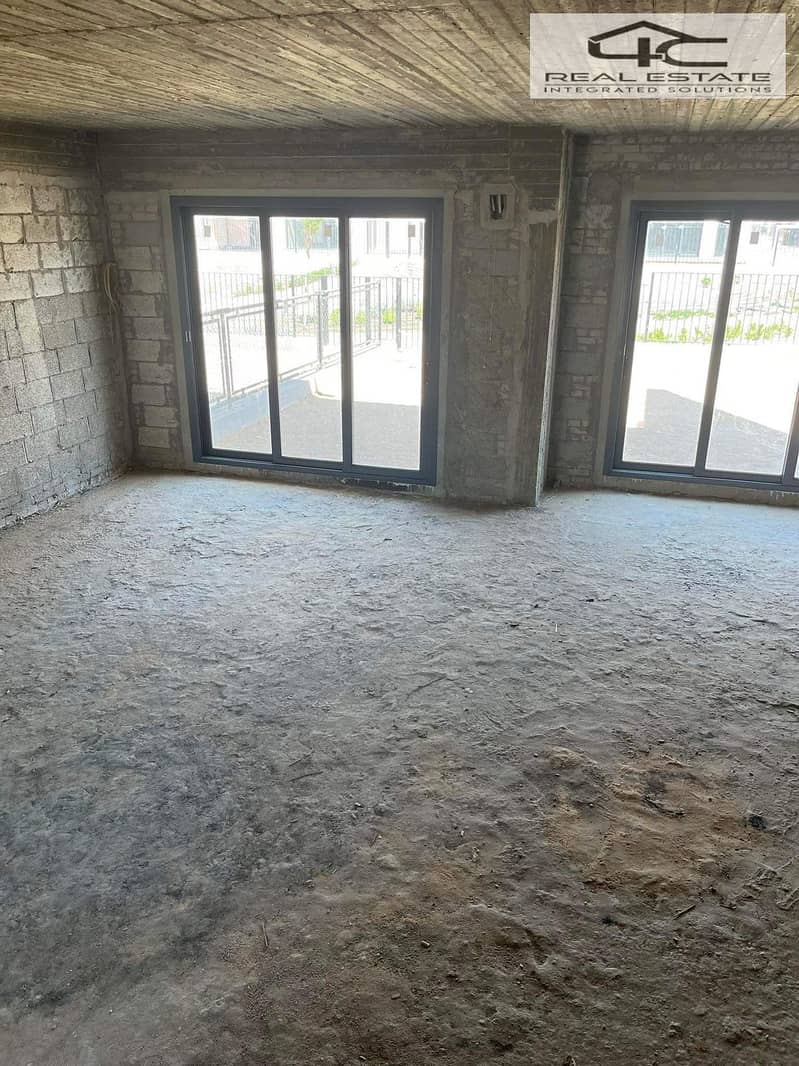 10 WhatsApp Image 2023-12-09 at 4.50. 24 PM. jpeg