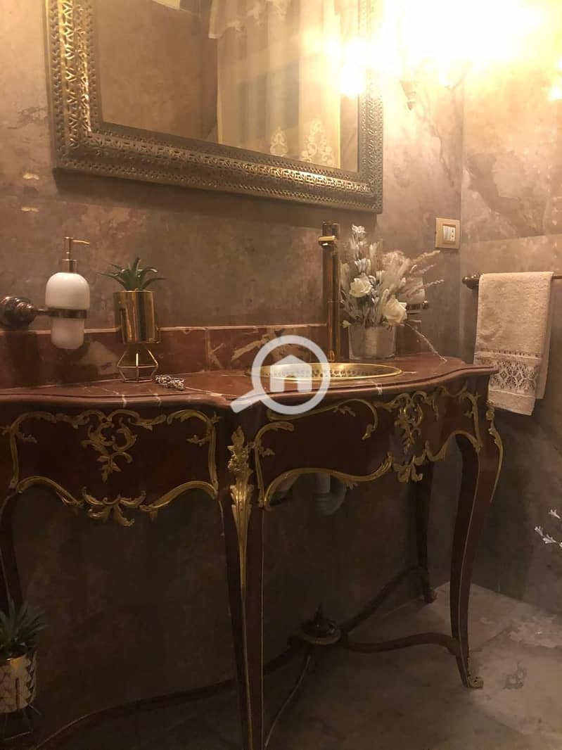 6 903c8e9b-f8c1-4dcf-983f-895808059450. jpg