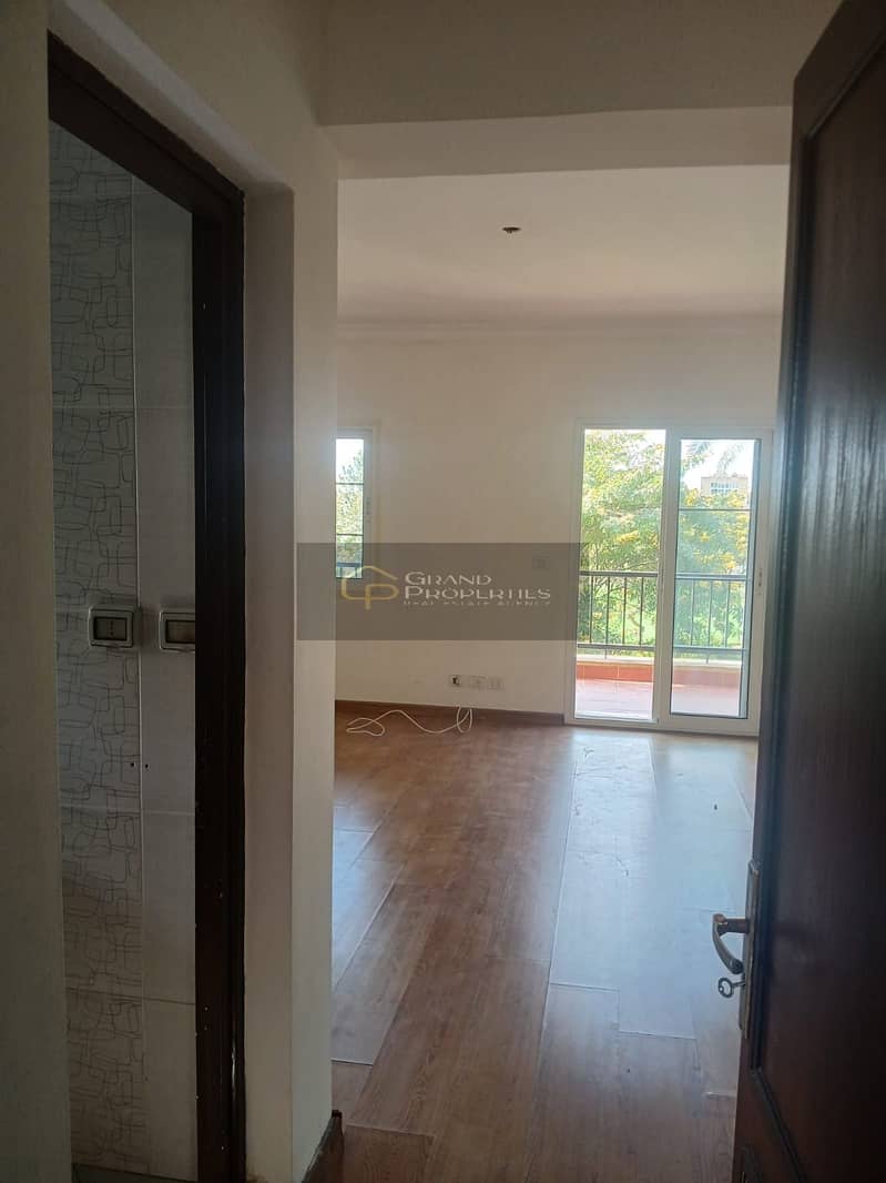 5 c410ae48-2017-44ce-a9fa-6304107f2c5c. jpg