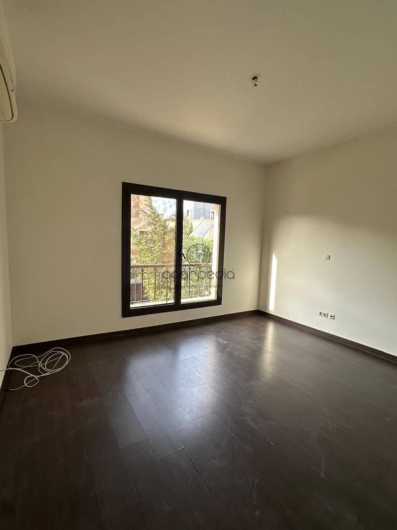 8 WhatsApp Image 2025-12-02 at 1.22. 40 PM. jpeg