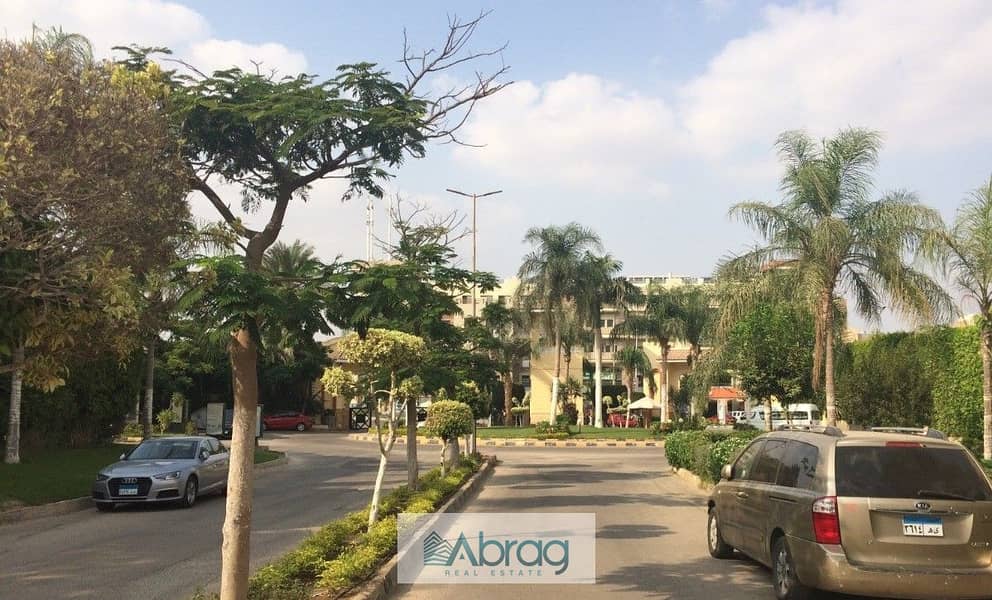 12 b2d68425-60cb-4f76-8afb-9c1a4eca2100. jpg