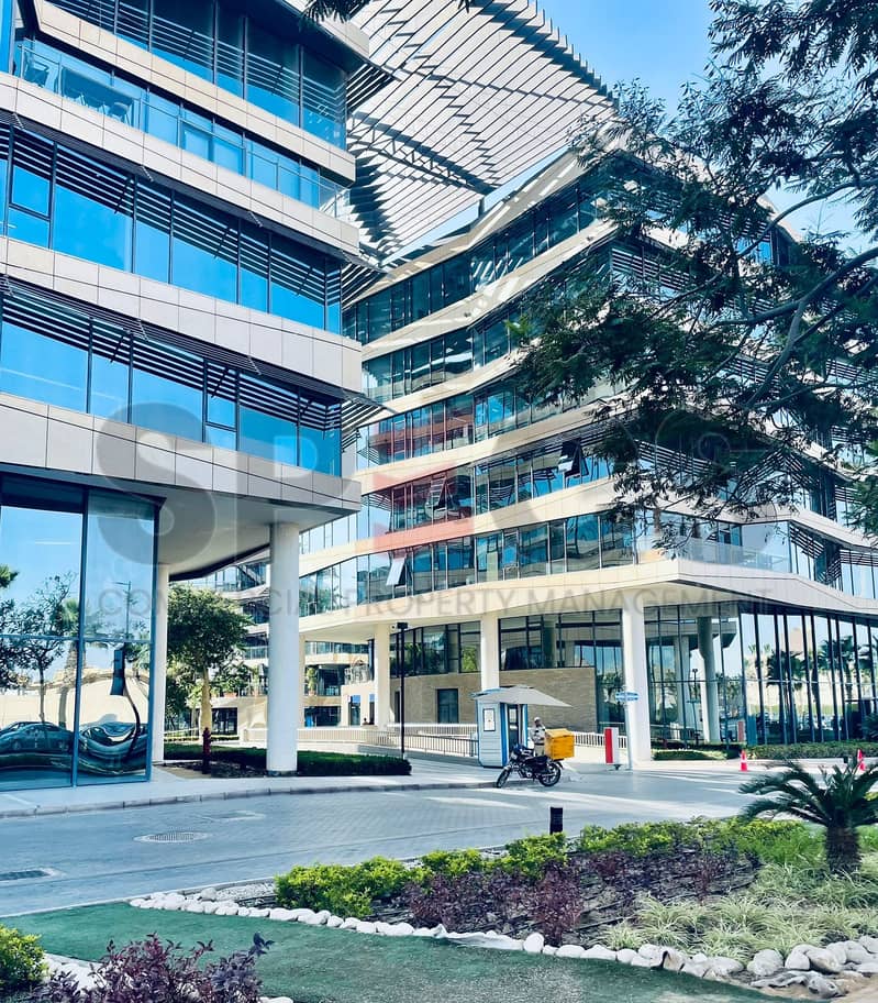 4 9f4f89c8-0086-4310-b44d-43743524f69a. jpg