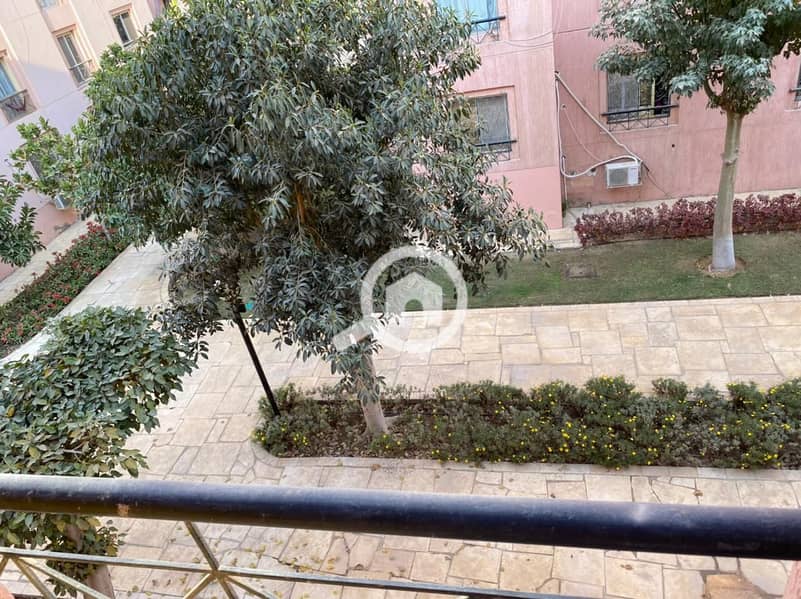 9 c81648d1-4471-43c1-b50a-e0d086a6614a. jpeg