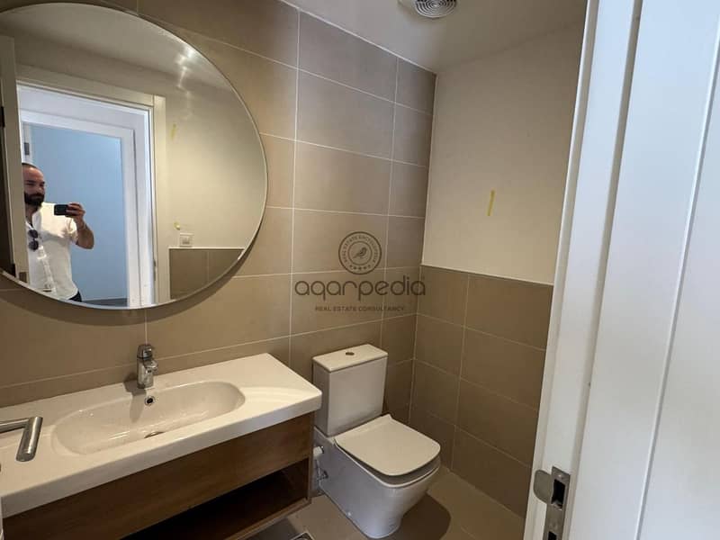 10 WhatsApp Image 2025-12-07 at 1.12. 20 PM (1). jpeg