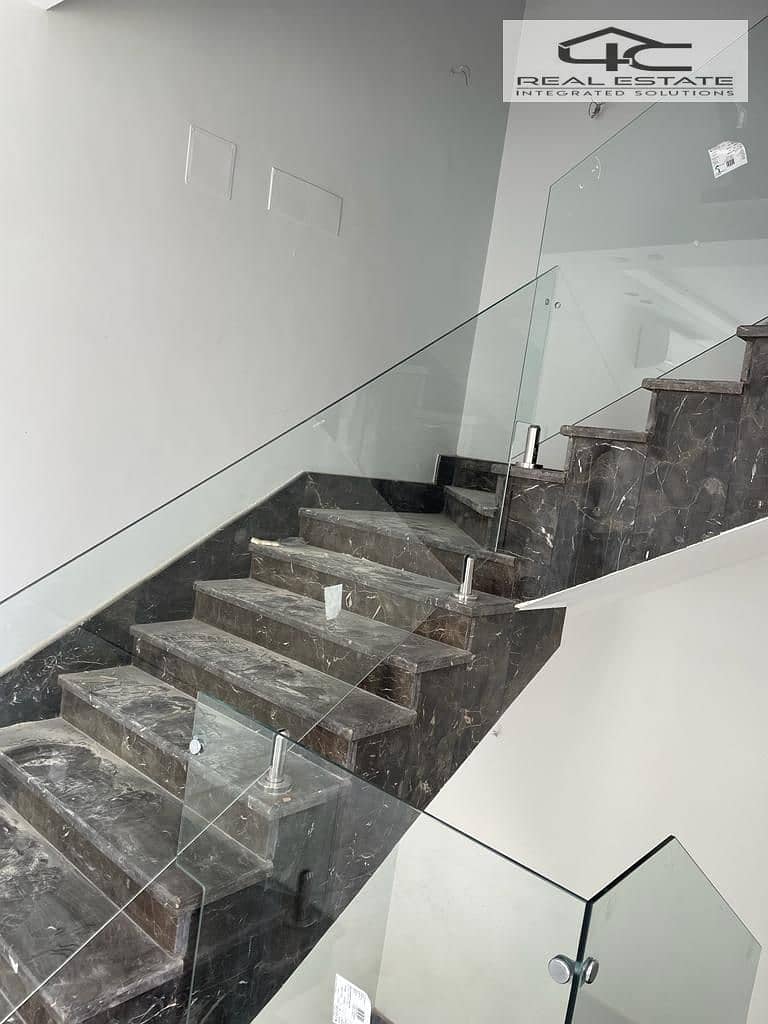 5 WhatsApp Image 2025-12-04 at 1.54. 11 PM. jpeg