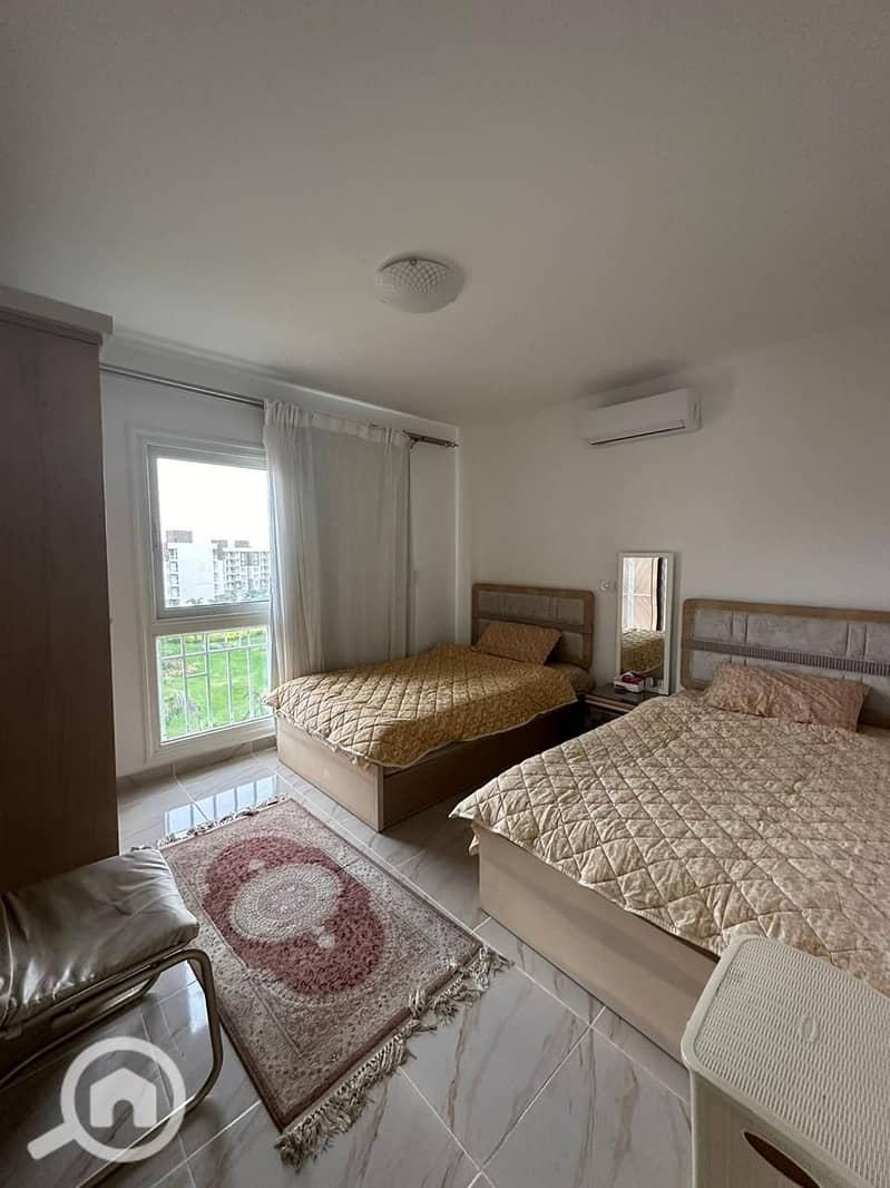 3 3942743a-39a2-480c-ab53-90cd22f53766. jpeg