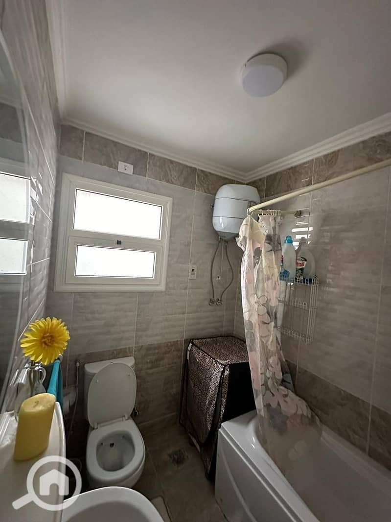 8 9a8d137e-bc76-4931-aaa8-d31007945348. jpeg