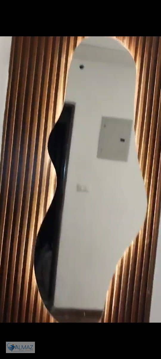 6 WhatsApp Image 2025-12-07 at 1.28. 48 PM (2). jpeg