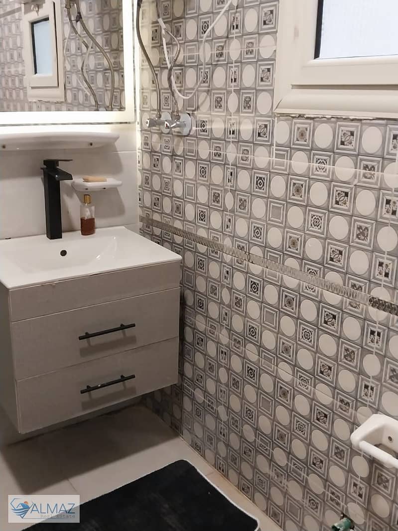 10 WhatsApp Image 2025-12-07 at 1.28. 51 PM (2). jpeg