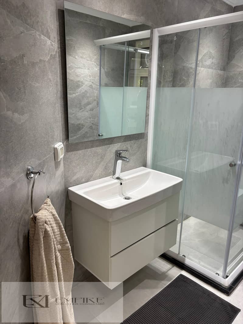 8 WhatsApp Image 2025-12-07 at 12.22. 25 PM (1). jpeg