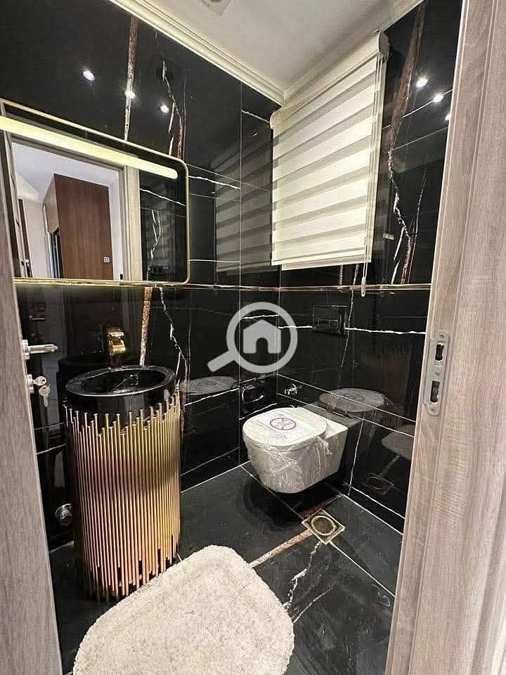 7 5c6a1d83-e938-4325-8cfc-50364d485c69. jpg