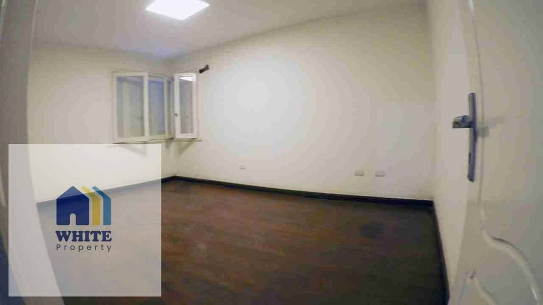 1000605748. jpg 1000605748. jpg