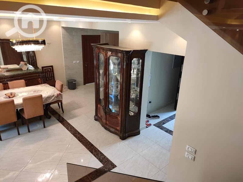 2 7b65b97f-5a7f-42f7-beda-be28bf2422fe. jpg