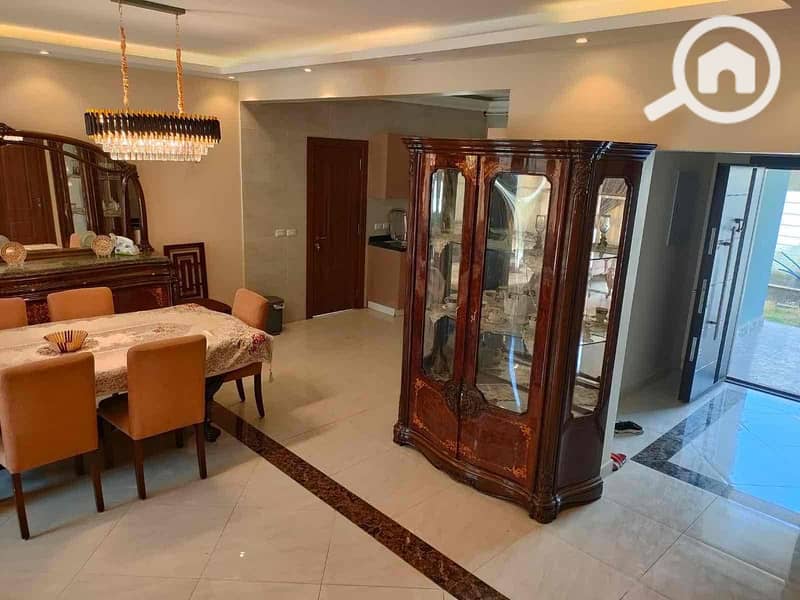 6 c4385ed6-132e-4764-bb6a-81c41ec7d33c. jpg