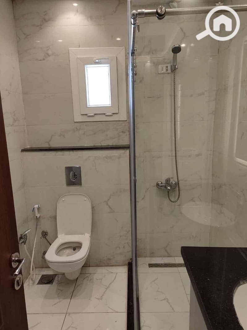 16 e09911b3-e2bf-468b-954e-cf988fa0ca14. jpg