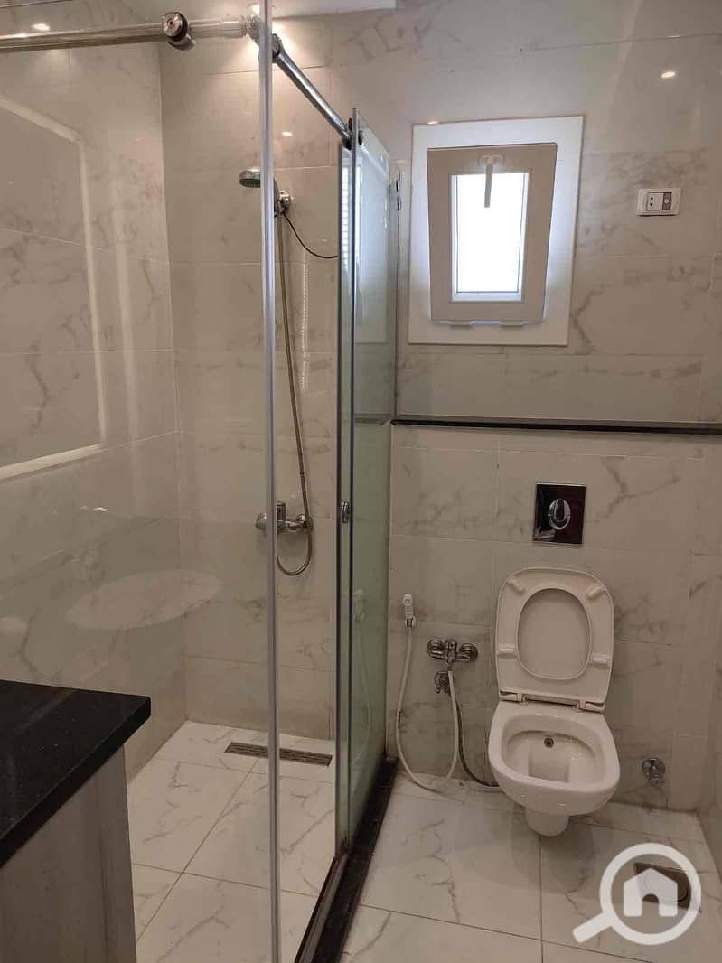 19 267cb684-e936-43f5-9644-3a1ed4e28187. jpg