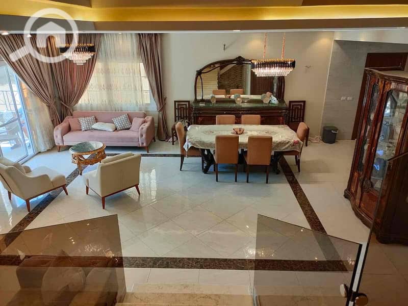 22 c77e8970-4728-4e61-92d8-b9514b1ef925. jpg