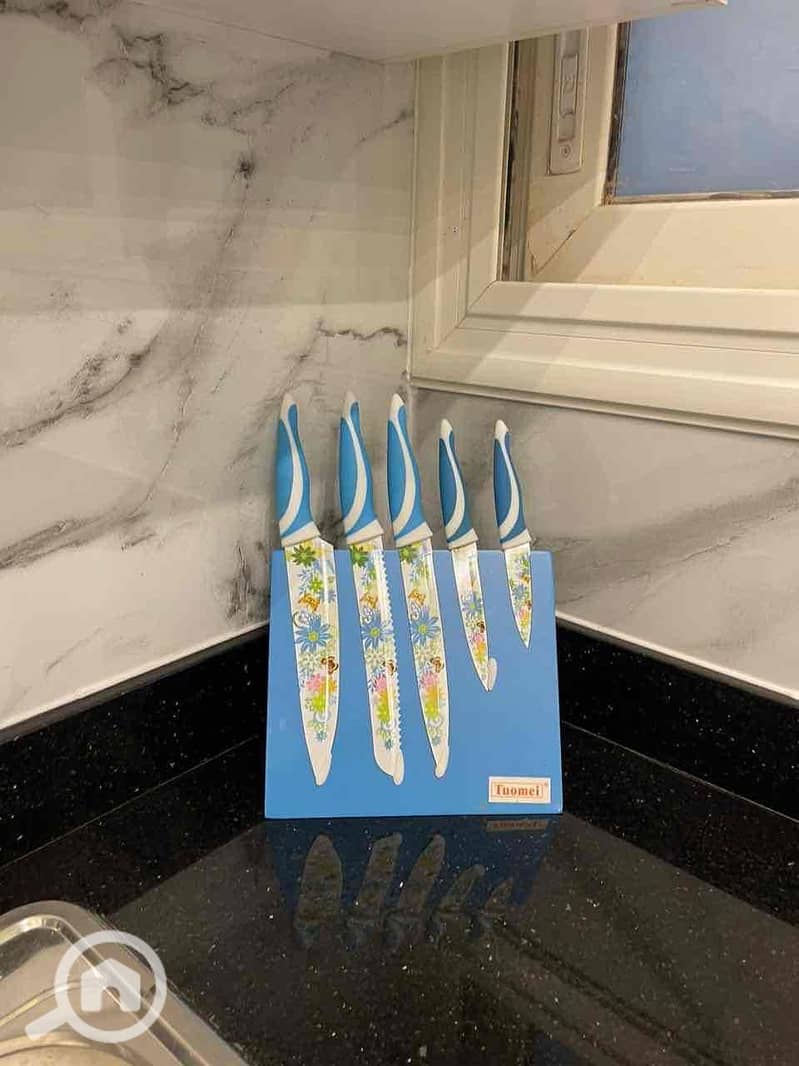 28 10548cc6-4509-45e8-b78f-11d0c99aae7b. jpg