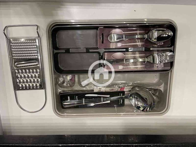 30 9b2cdc6c-13d8-4bfb-9c21-60152fa5b5a9. jpg