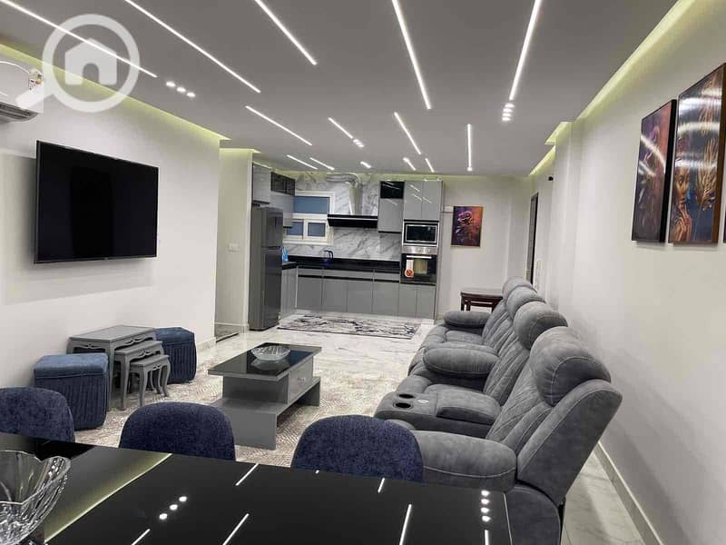 32 60d7b5ff-d1c0-48f3-a0a5-c0fd89cb206f. jpg