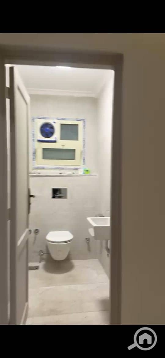 11 fc560701-7980-4ffa-afb7-c8bd6cacc7e5. jpeg