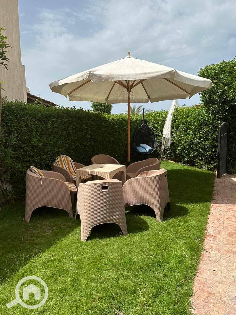 3 a2e5ab26-5175-405c-904d-15143b9bfdac. jpg