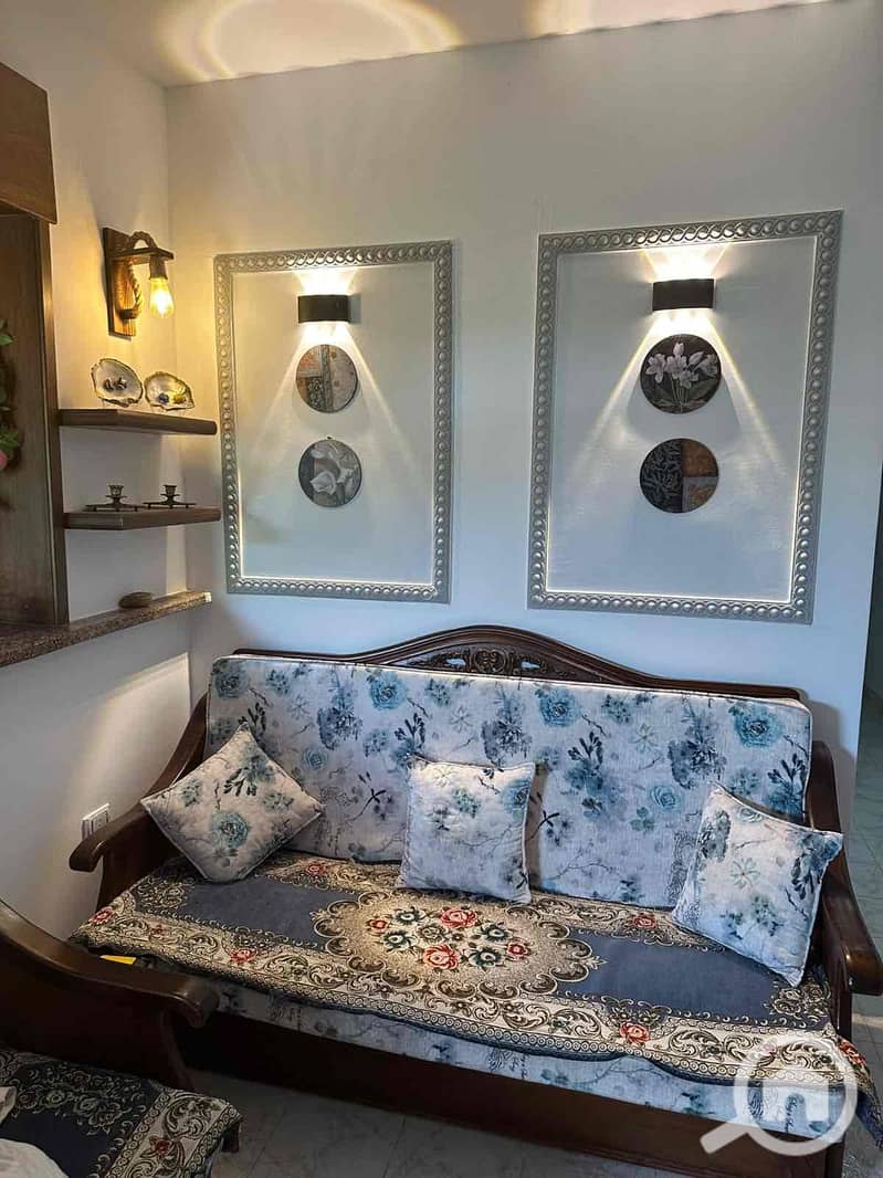 4 892cb832-1f6e-4d68-aefd-b47b1695a869. jpg