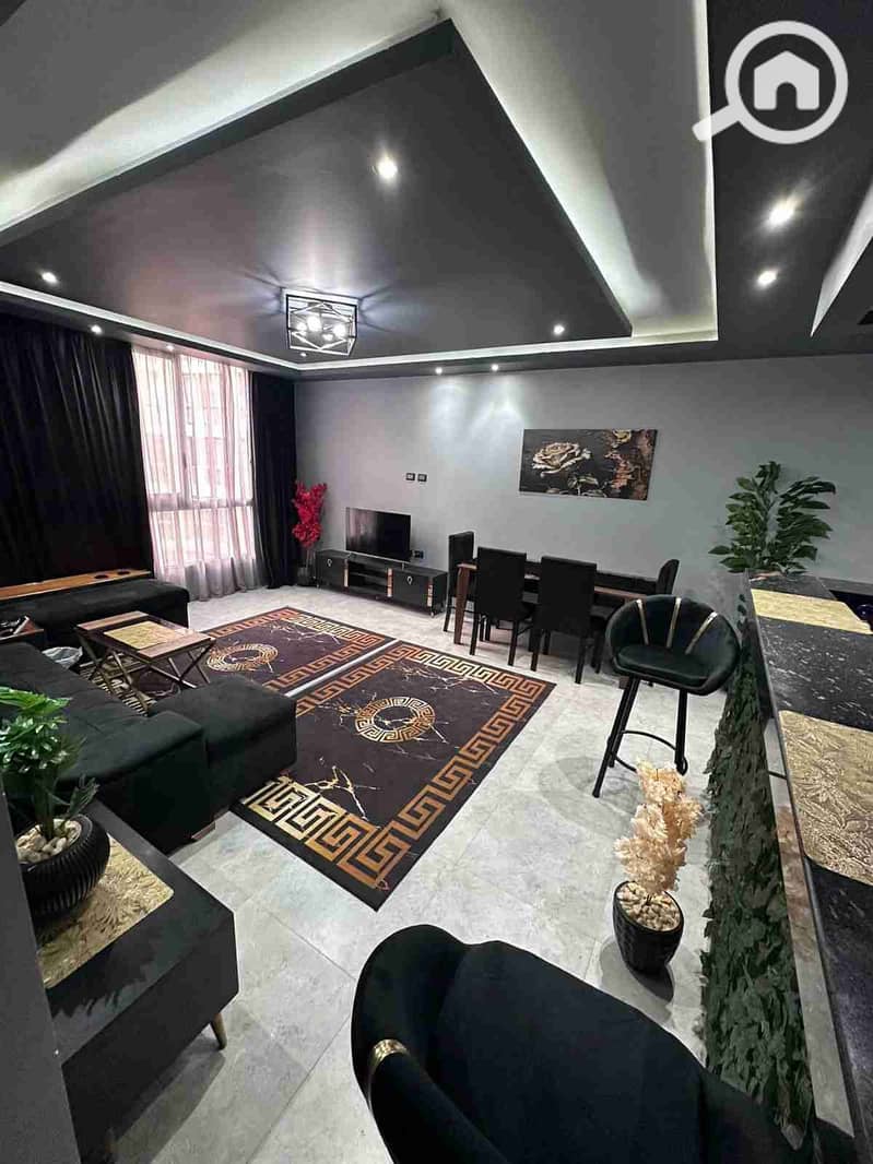 1000165775. jpg 1000165775. jpg