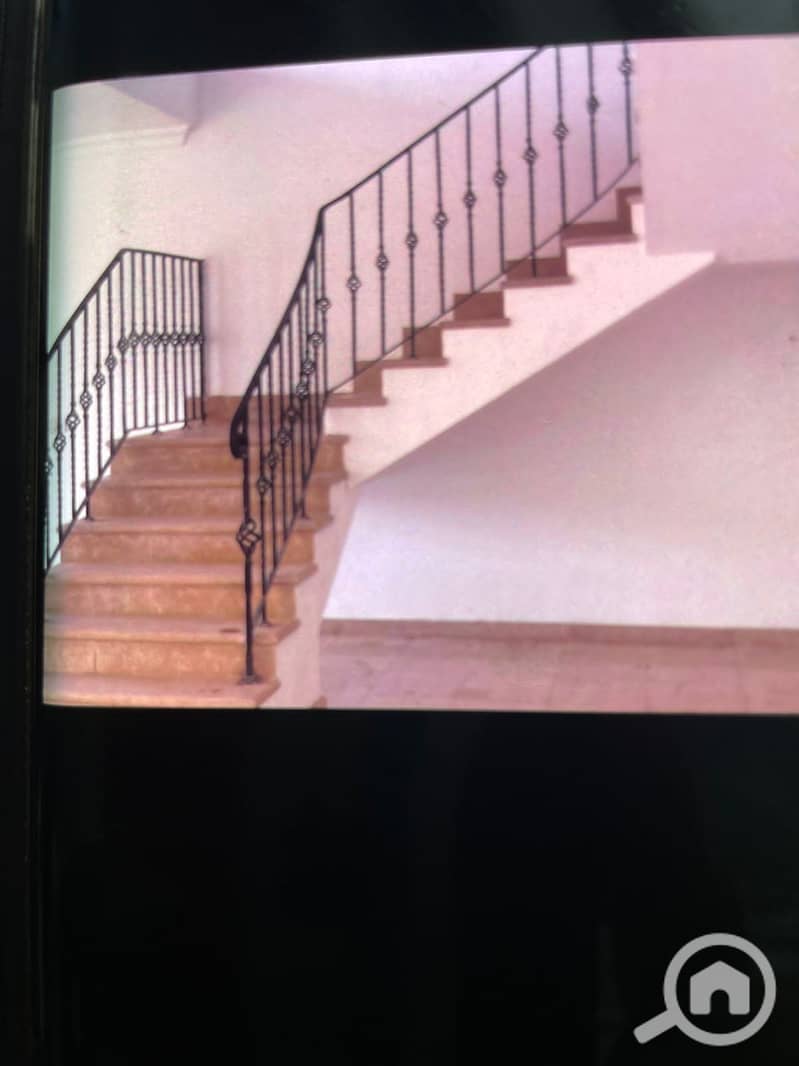 3 8fa8115c-f909-4d02-bda6-c3005b536729. jpg