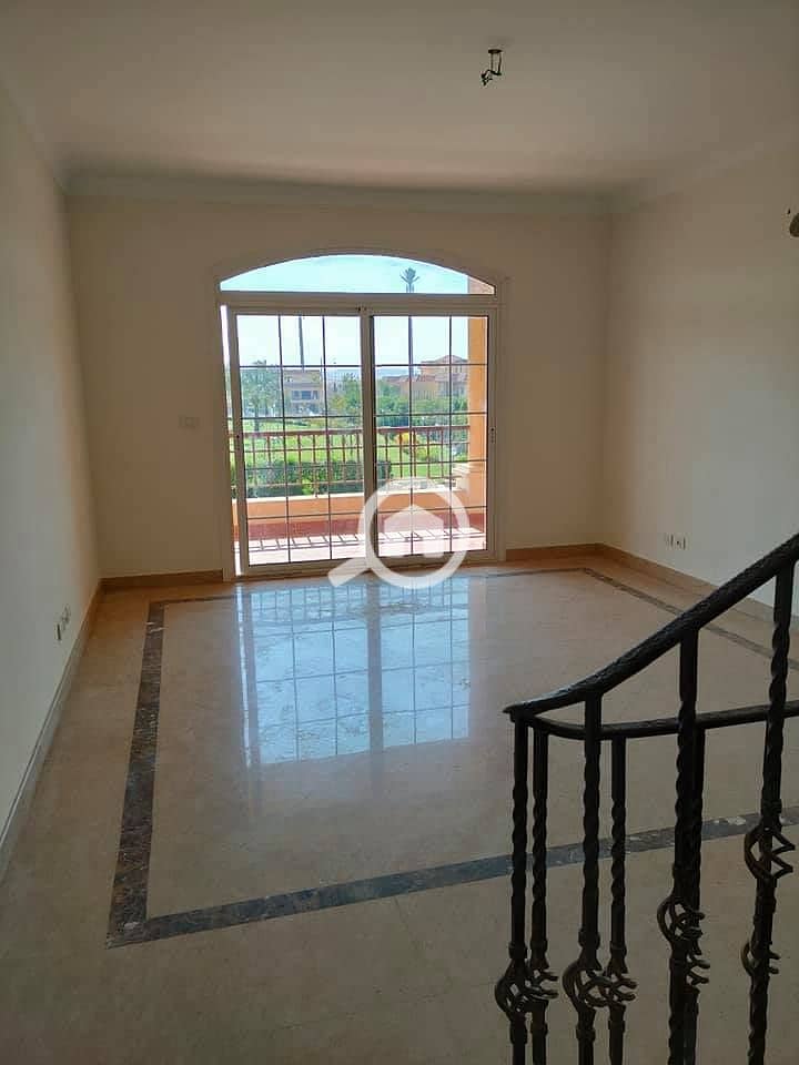 12 160792398_933769110748672_1044564504423636026_n. jpg