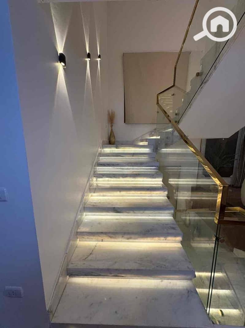 17 88b3542b-eb19-45fa-9172-365389816f6f. jpg