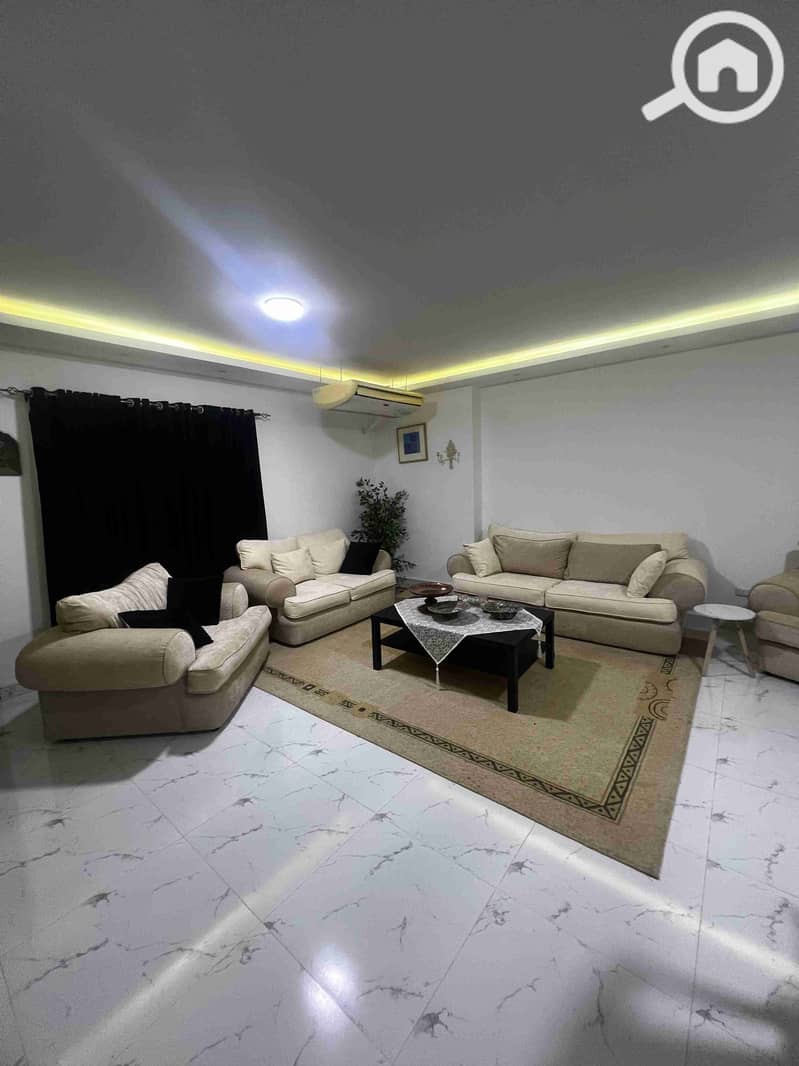 1000457276. jpg 1000457276. jpg