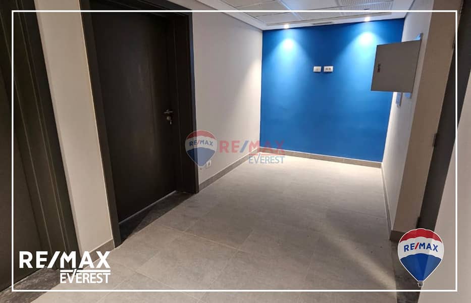 6 WhatsApp Image 2025-12-07 at 2.59. 58 PM (1). jpeg