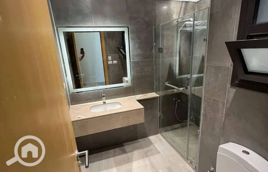 6 8245253-9d0f9o_1400x900. jpg