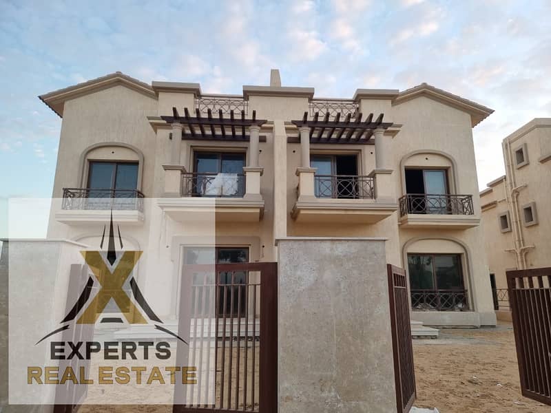 4 5e5fb4a0-4dae-4daf-bbfb-c4819ab7f149. jpeg