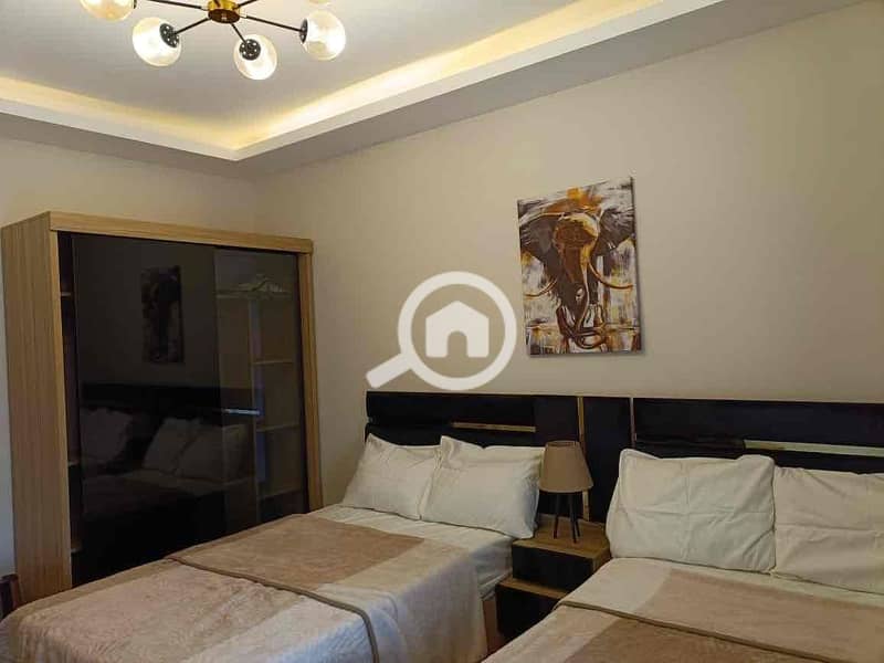 28 7a7578a9-68de-44d7-9377-368707dd266d. jpg