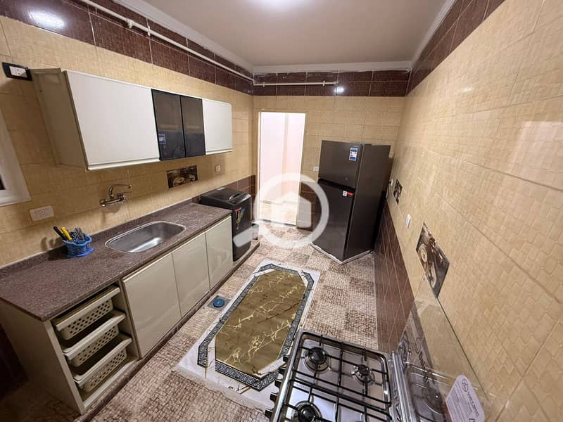 8 e83875fe-7fbf-4606-9ef9-5ef764c8bad1. jpg