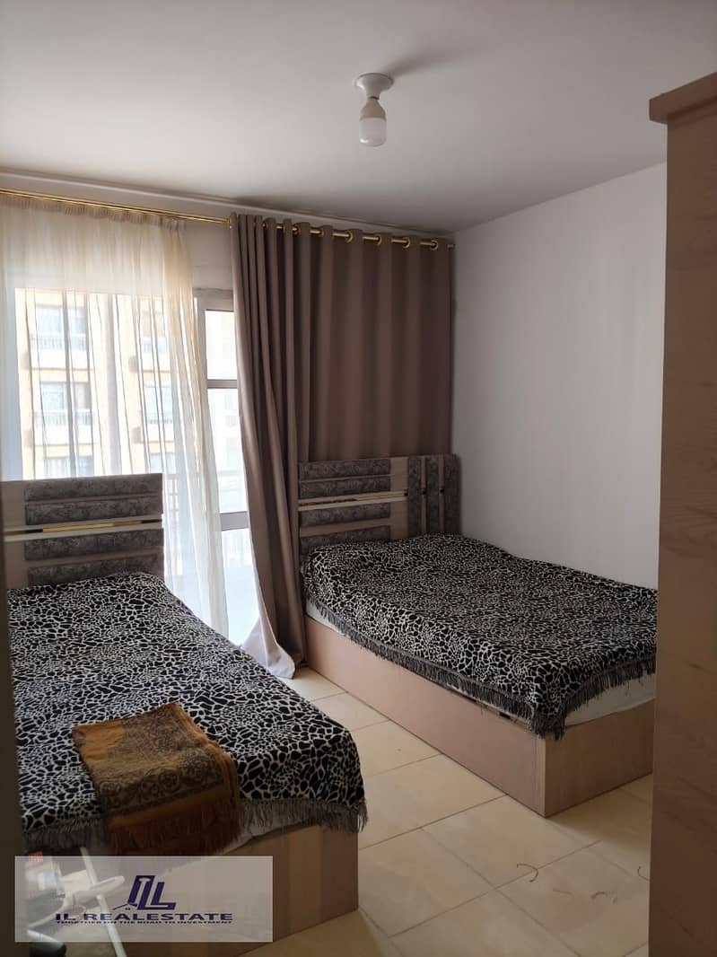 4 9f6e7257-b96e-48ff-8520-761553f8a1e0. jpg