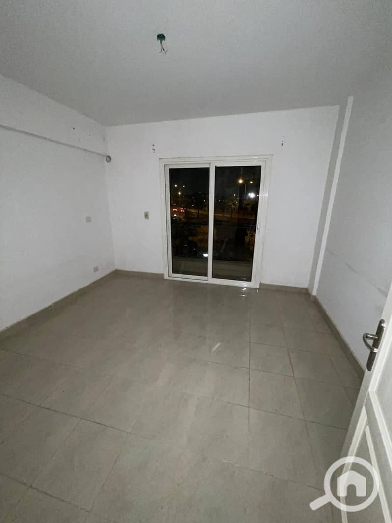 5 c21984fc-2057-4213-8c27-53cbb356f2e3. jpeg