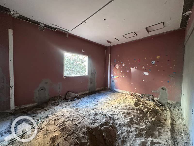 14 WhatsApp Image 2025-12-07 at 5.27. 54 PM (3). jpg