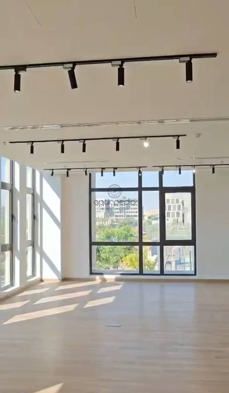 5 WhatsApp Image 2025-12-04 at 11.07. 33 AM (2). jpeg