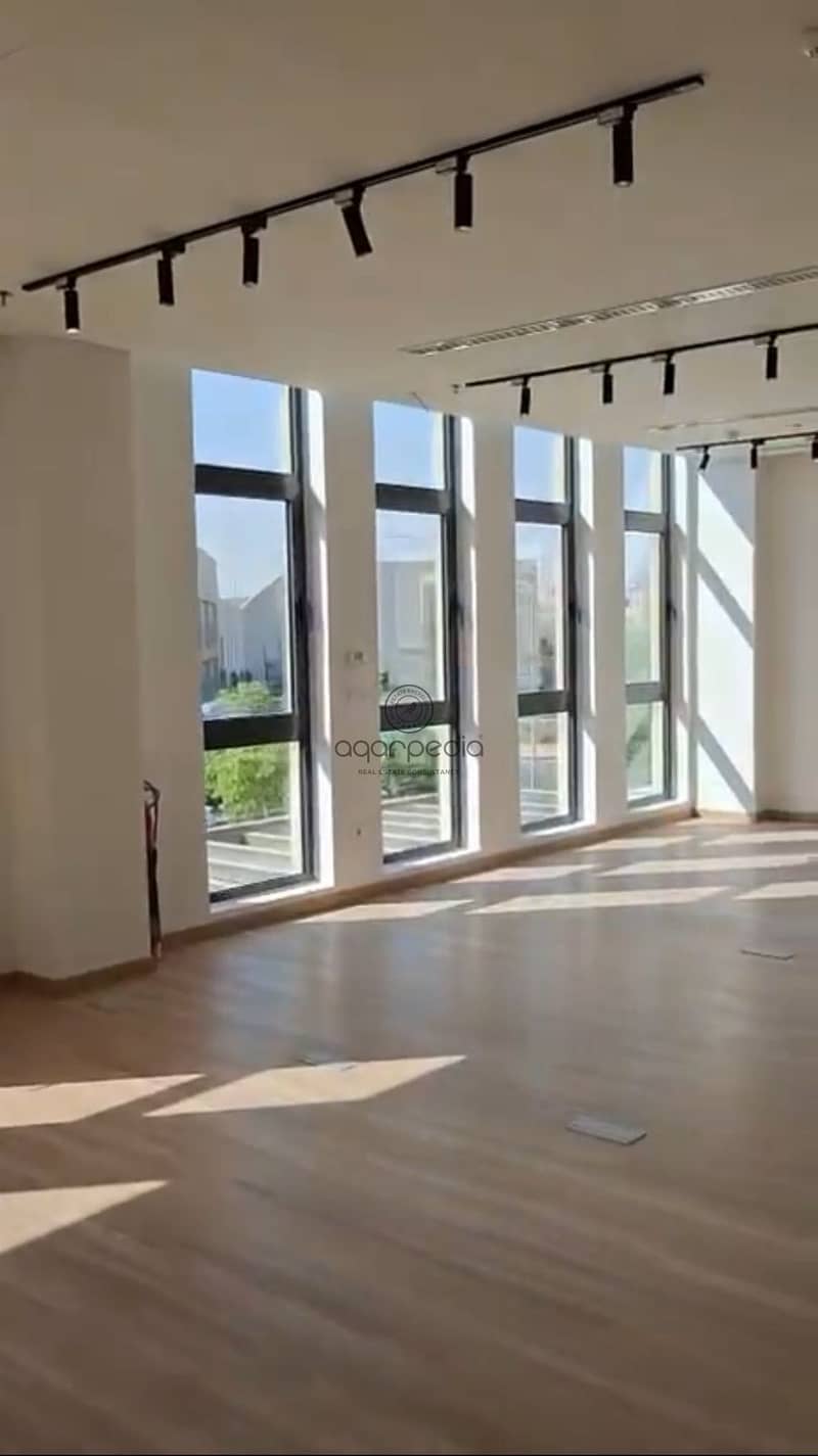 7 WhatsApp Image 2025-12-04 at 11.07. 34 AM. jpeg