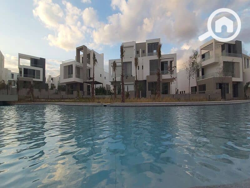 4 1bb81c18-c386-4d7f-adcd-69e0849835a1. jpg