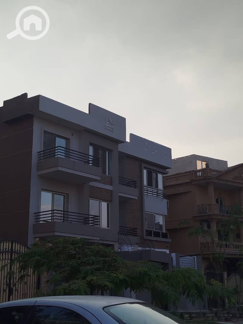 7 c16853c7-388d-4223-a6e6-bdc8f1883440. jpg