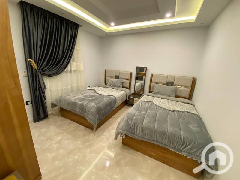 13 1526fade-68a6-4cd1-86bc-6b16ec9fe640. jpg