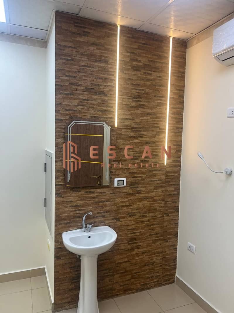 5 ad8a1908-f864-4adb-a812-0047aa2ac980. jpeg