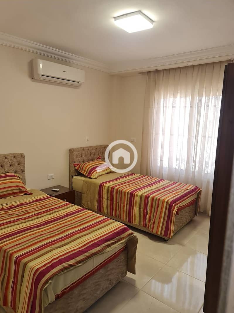 5 5e78100b-afbb-4080-82a9-cffd2a4f2415. jpeg