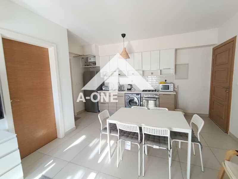 5 03c32951-4d80-47d8-b6e8-d0a798a04468. jpg