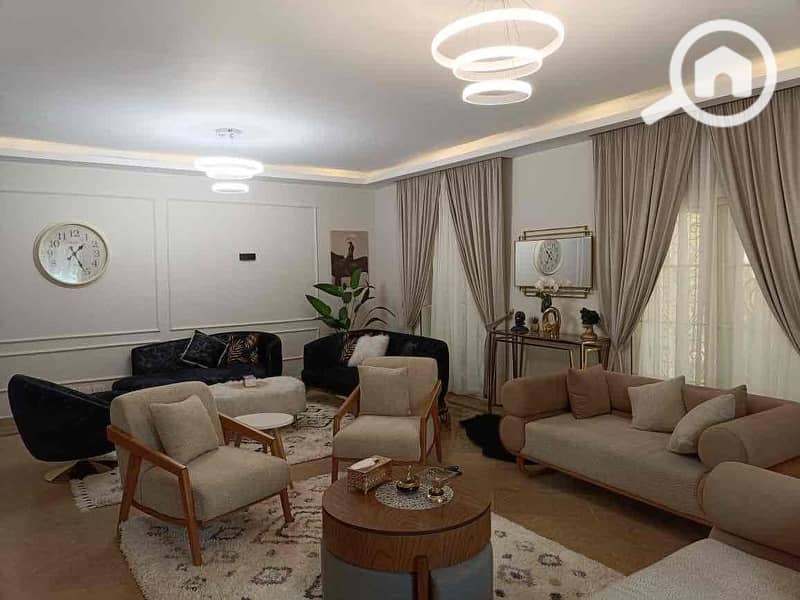 18 57b957f7-f600-4f28-b281-1a176a775df0. jpg